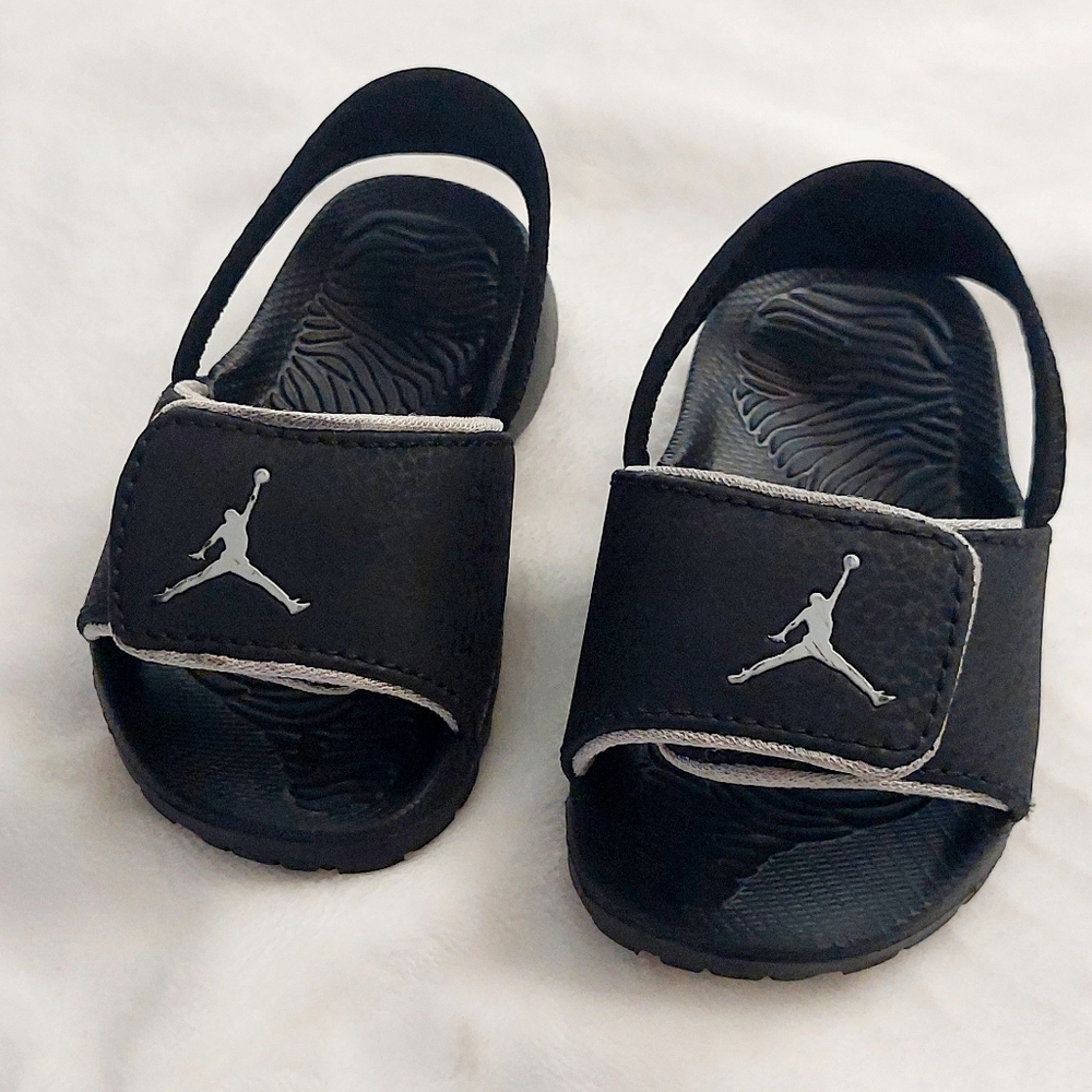 Jordan sandals size 7c